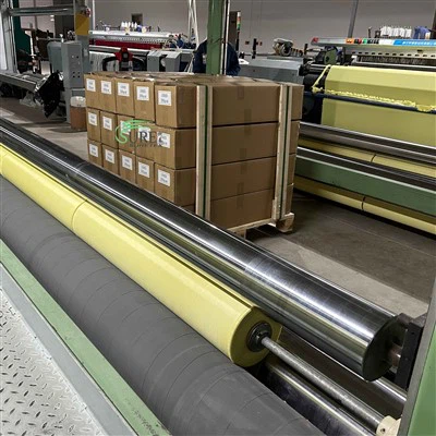 Какова толщина параарамидной ткани?